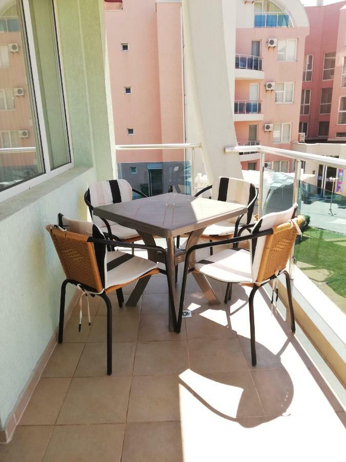 Dea Pasavan Apartments Ravda Ngoại thất bức ảnh